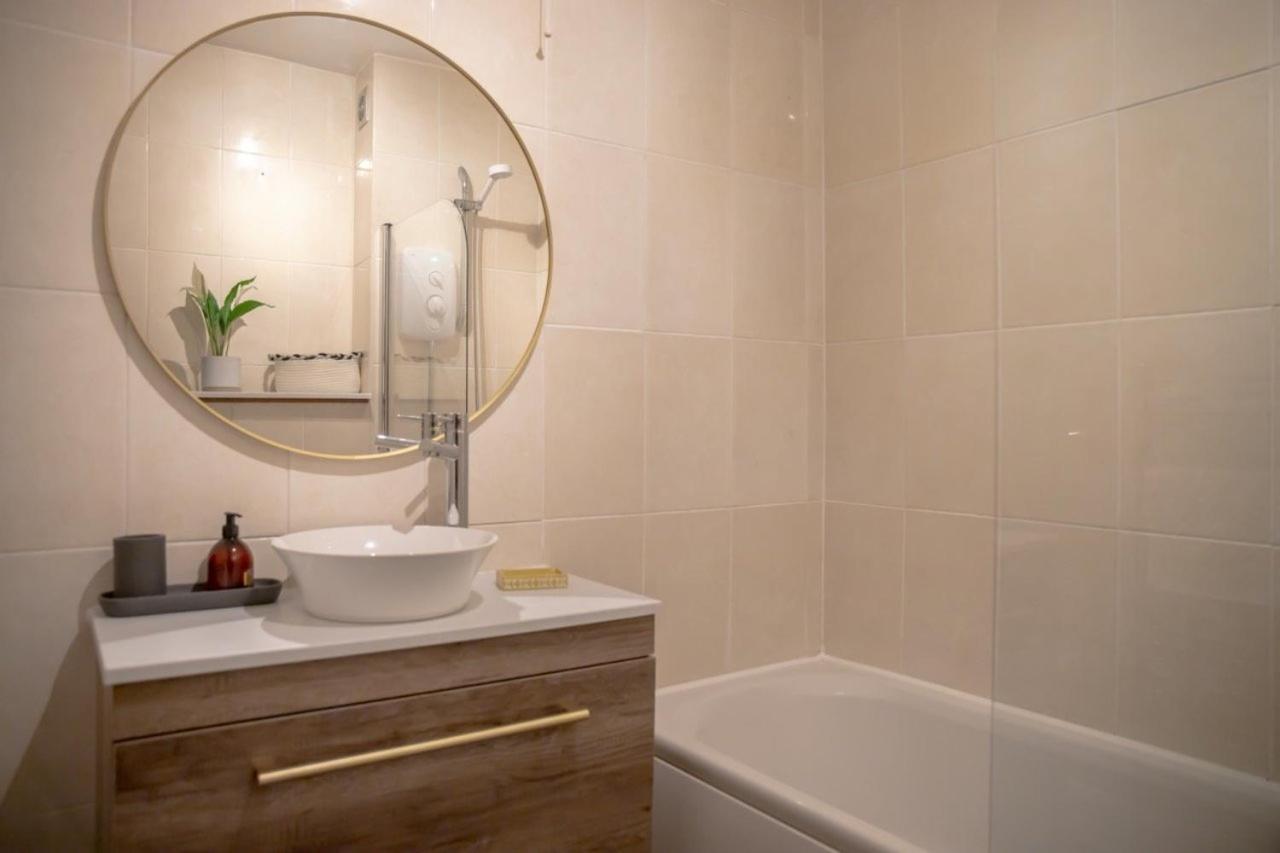 Guestready - Homely Leeds City Apartment Sleep 4 Meanwood Luaran gambar